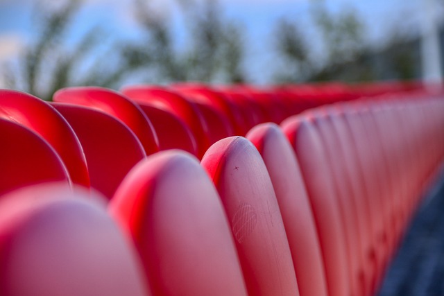 斯凯利晒穿齐达内、博格巴尤文球衣照，尤文球迷留言“快来”